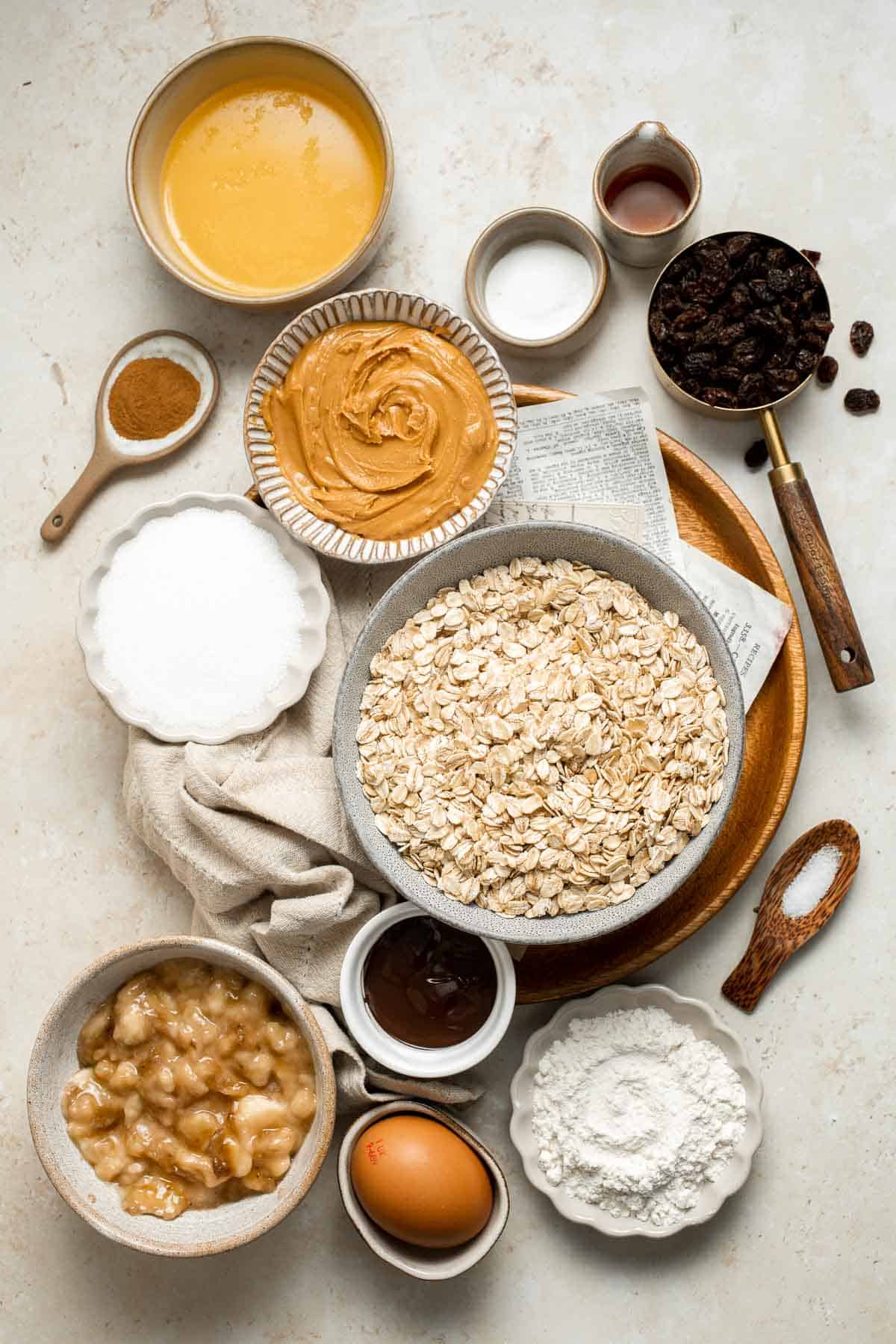Oatmeal Breakfast Bars are chewy, filling, and delicious. Packed with simple, healthy ingredients, these bars are a nutritious way to start your day. | aheadofthyme.com