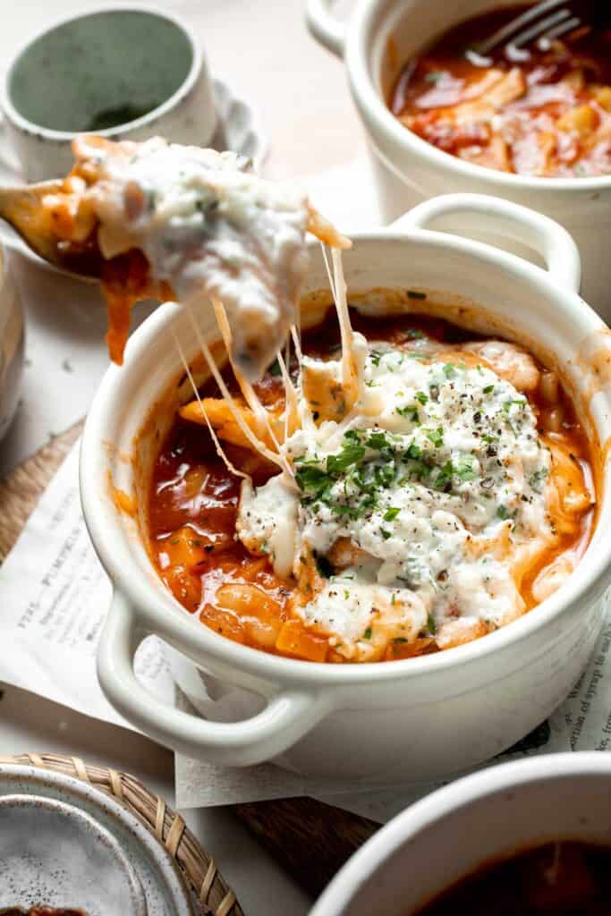 This hearty Vegetarian Lasagna Soup has all the flavor of traditional lasagna but in soup form — and without any meat. Ready in only 30 minutes! | aheadofthyme.com