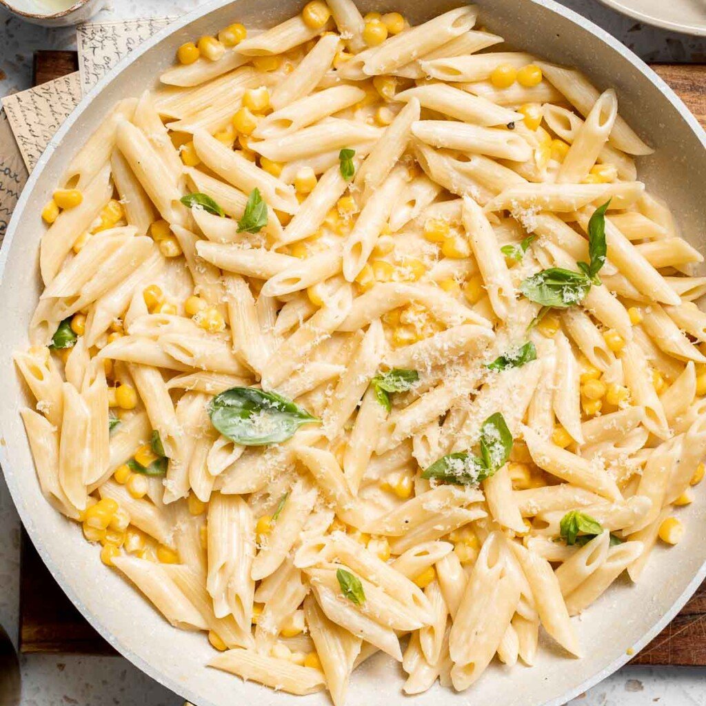 Easy Creamy Corn Pasta is a 20-minute dinner that combines the sweetness of corn with the creaminess of a rich sauce. A quick weeknight meal. | aheadofthyme.com
