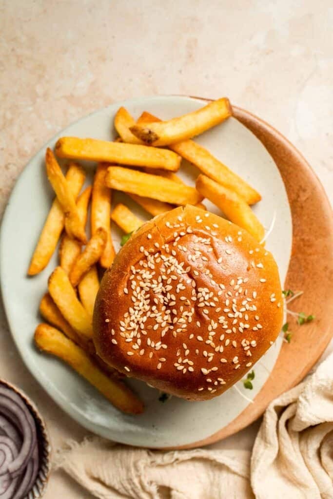 Halloumi Burgers are crispy, salty, and packed with Mediterranean flavor. A quick and easy vegetarian burger ready in 15 minutes! | aheadofthyme.com