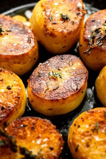 Fondant potatoes, or melting potatoes, are crispy outside and creamy inside. An elegant French side dish that’s perfect for holidays. | aheadofthyme.com