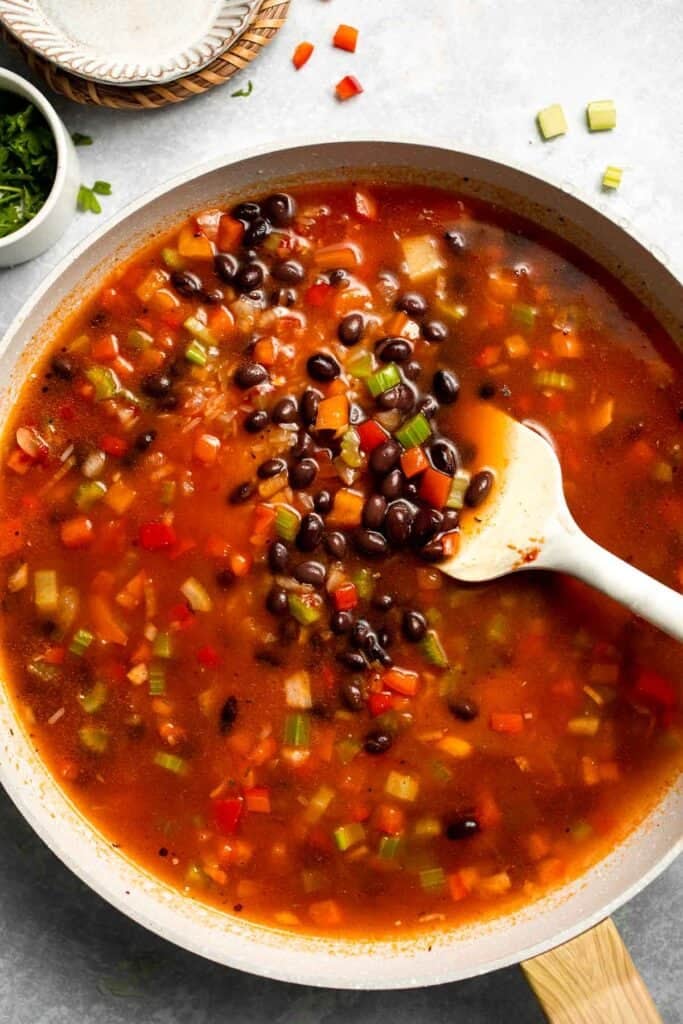 One Pot Vegetarian Jambalaya is a bold, flavorful Cajun rice dish with beans and veggies that's hearty, healthy, and easy to make. | aheadofthyme.com