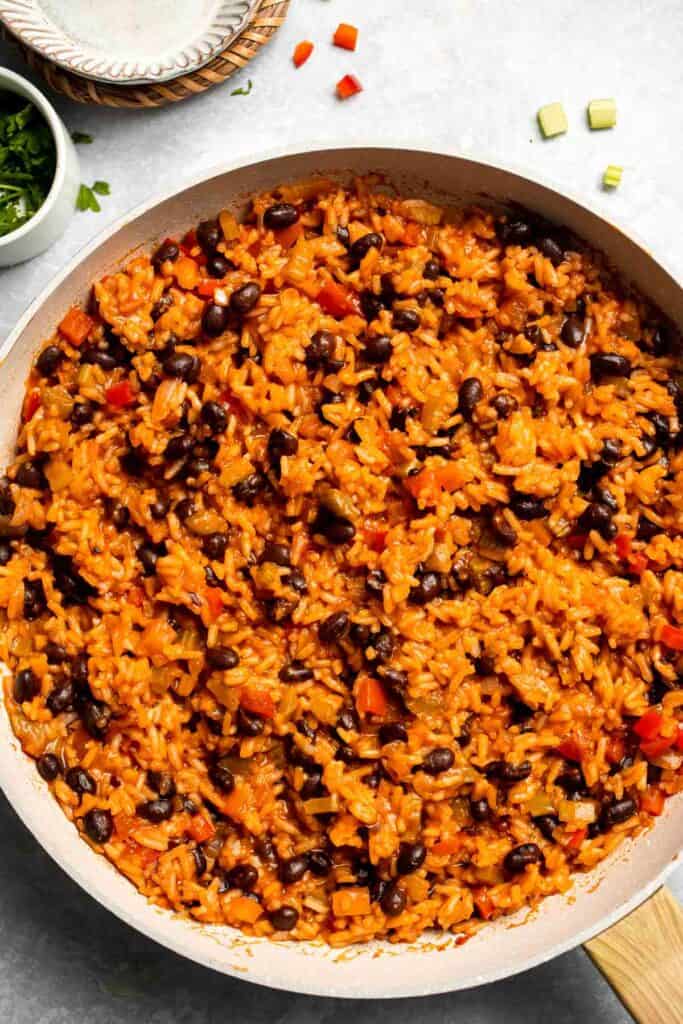 One Pot Vegetarian Jambalaya is a bold, flavorful Cajun rice dish with beans and veggies that's hearty, healthy, and easy to make. | aheadofthyme.com