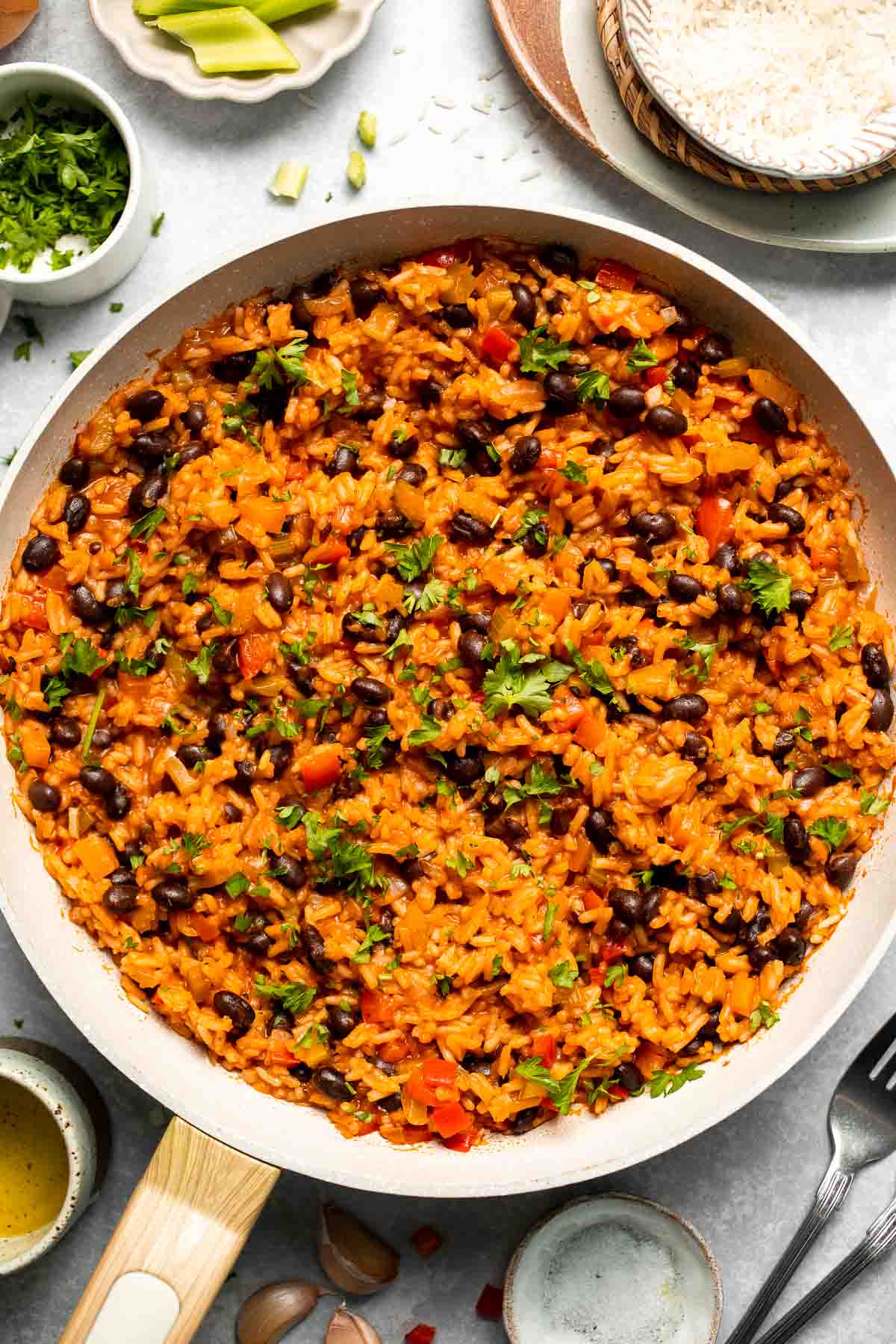 One Pot Vegetarian Jambalaya is a bold, flavorful Cajun rice dish with beans and veggies that's hearty, healthy, and easy to make. | aheadofthyme.com