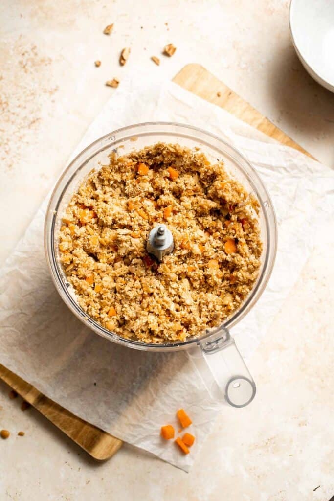 Vegetarian Meatloaf made with lentils, mushrooms, vegetables, and walnuts is hearty, flavorful, and satisfying with a sweet tangy glaze. | aheadofthyme.com