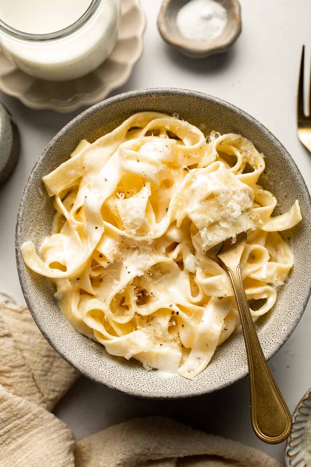 Creamy cottage cheese alfredo pasta made with simple ingredients, high protein, lighter than traditional alfredo, and ready in 20 minutes. | aheadofthyme.com